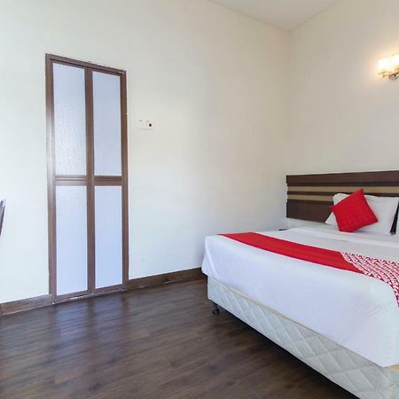 Oyo 706 Cozy Hotel Malacca エクステリア 写真