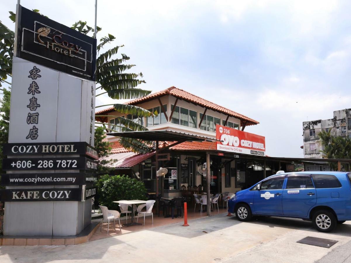 Oyo 706 Cozy Hotel Malacca エクステリア 写真