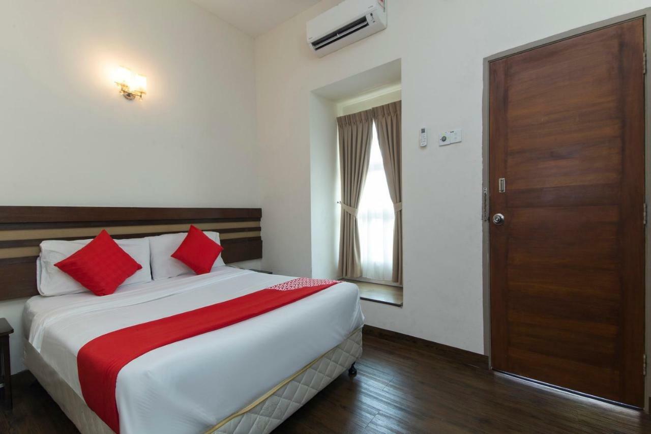 Oyo 706 Cozy Hotel Malacca エクステリア 写真